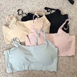 4 pcs Set of Seamless Bralettes in Pastel and Neutral Tones removable pads M